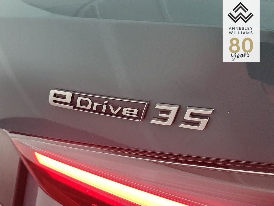 2025 BMW i4