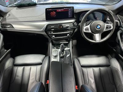 2021 BMW 5 Series