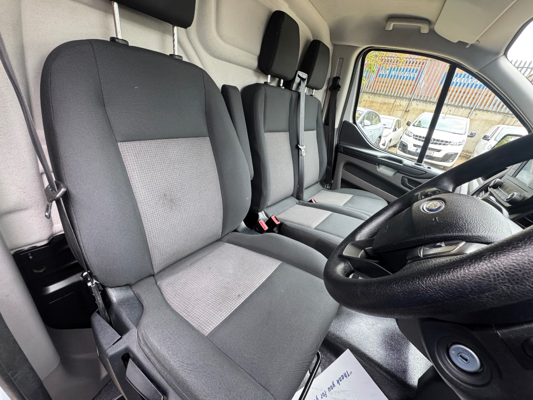 2022 Ford Transit Custom