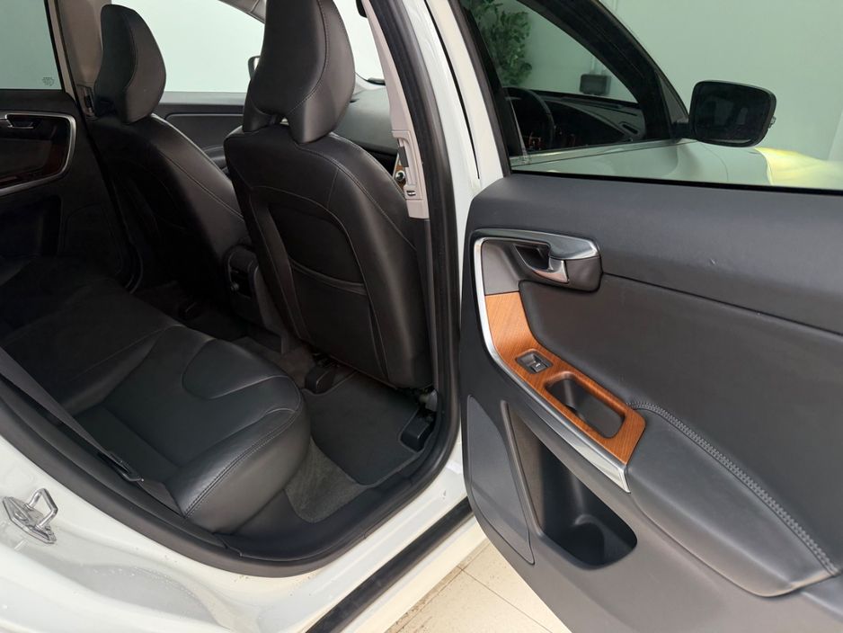 2017 Volvo XC60