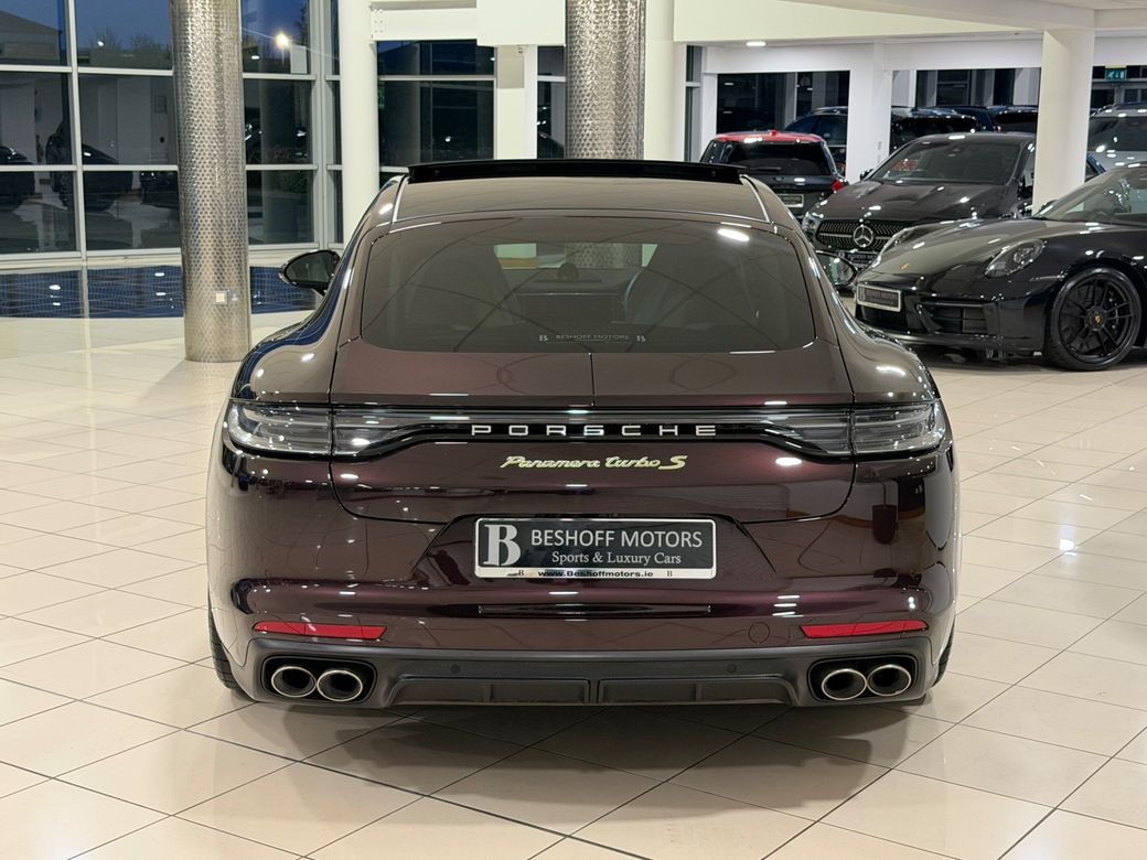 2023 Porsche Panamera