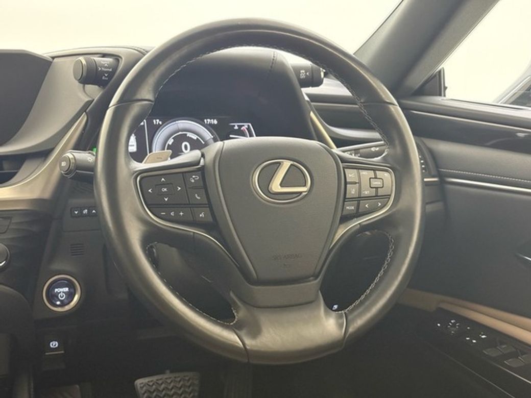 2020 Lexus ES 300h