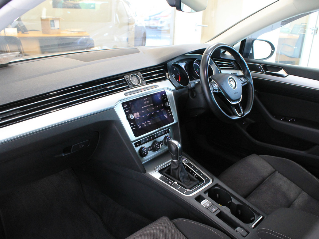 2019 Volkswagen Passat