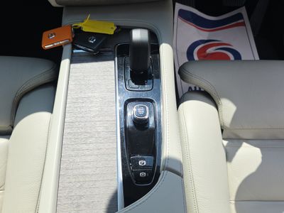 2023 Volvo XC90