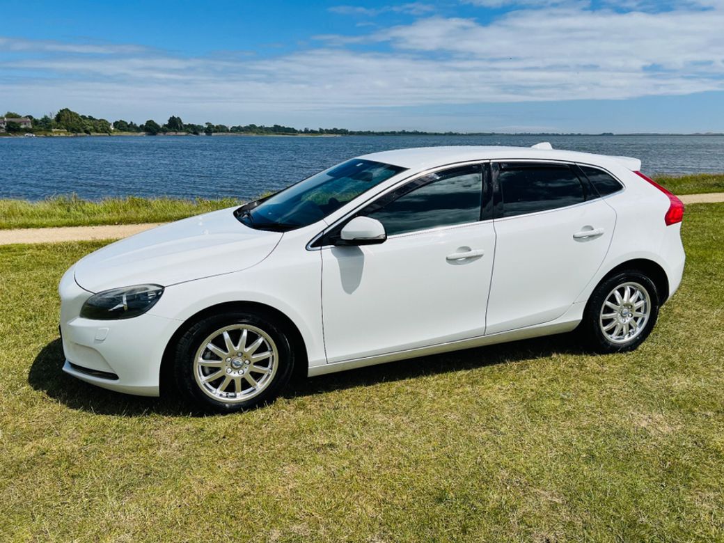 2014 Volvo V40