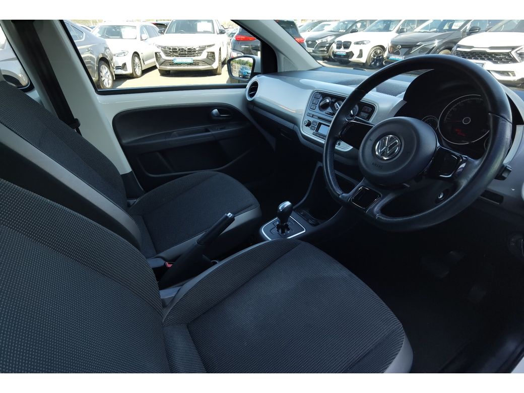2015 Volkswagen up!