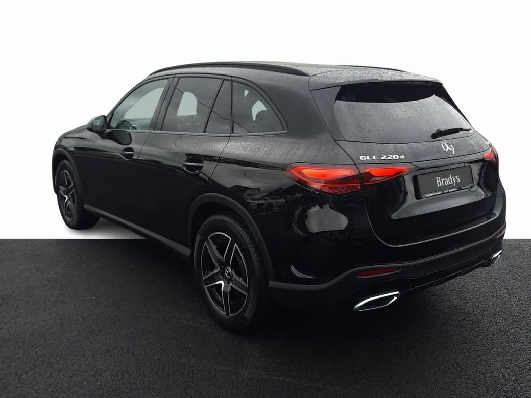 2025 Mercedes-Benz GLC Class