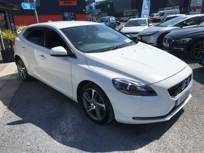 2016 Volvo V40