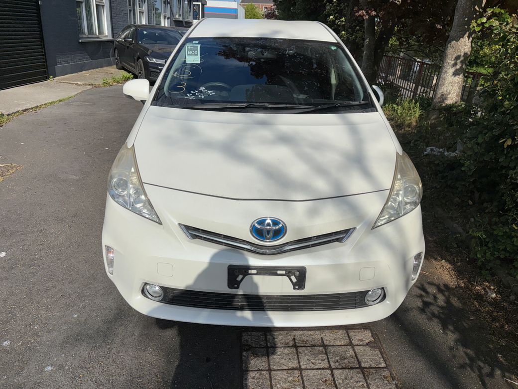 2013 Toyota Prius Alpha
