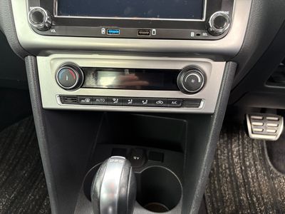 2017 Volkswagen Polo