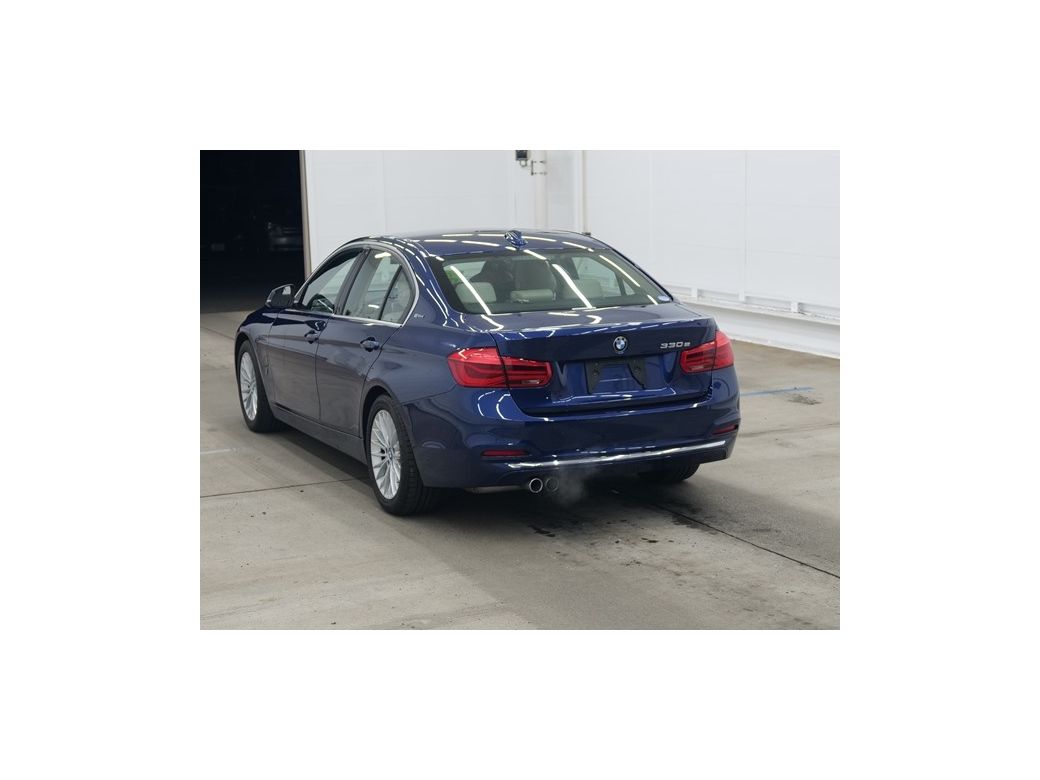 2017 BMW 330