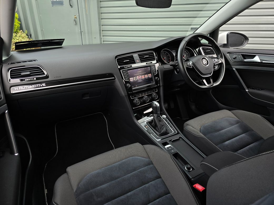 2017 Volkswagen Golf