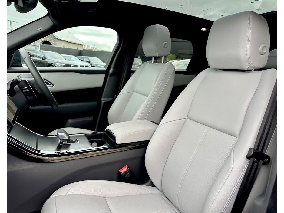 2026 Land Rover Range Rover Velar