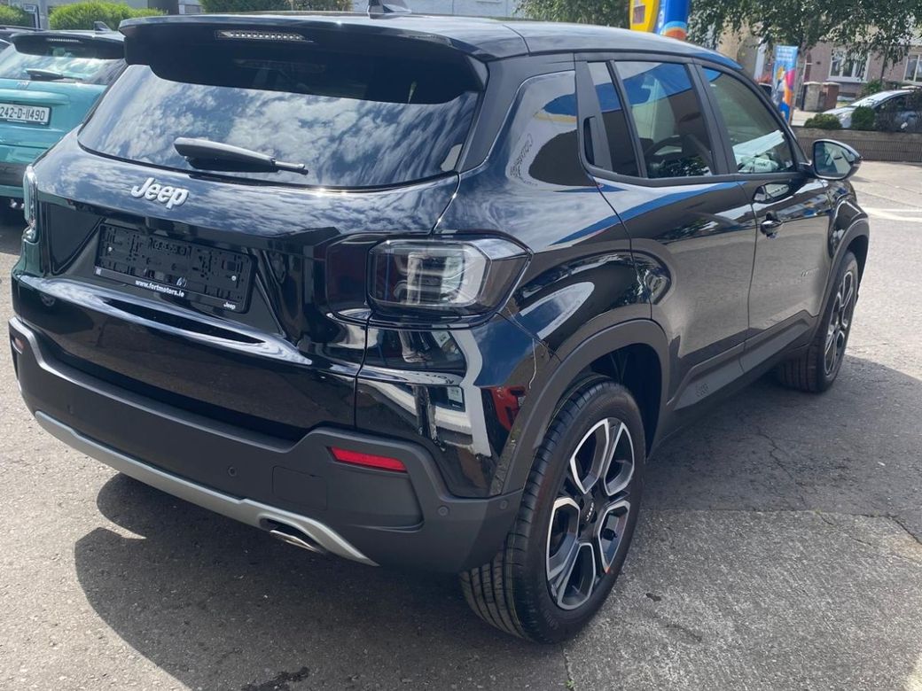 2025 Jeep Avenger