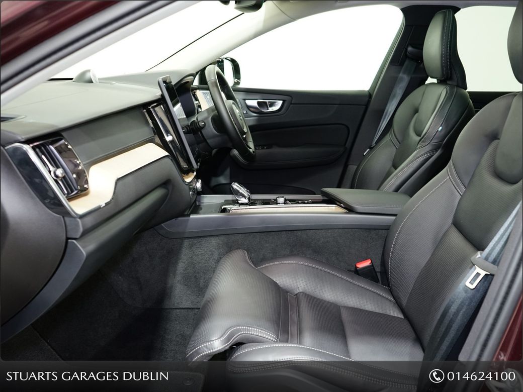 2025 Volvo XC60