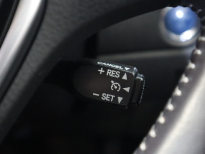 2016 Toyota Auris