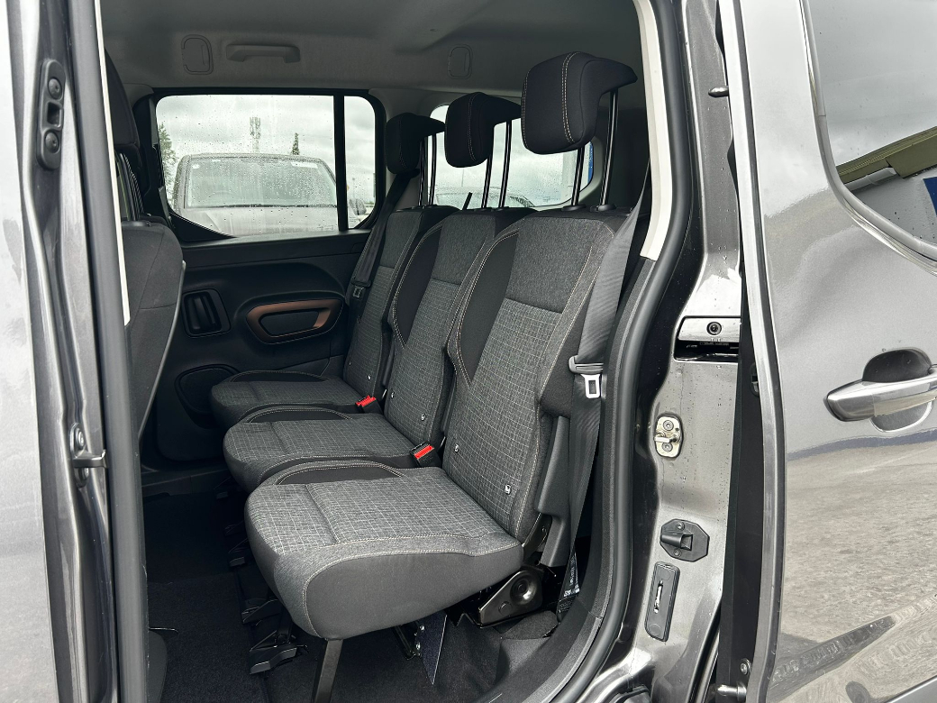 2021 Peugeot Rifter