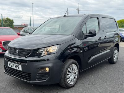 2022 Peugeot Partner