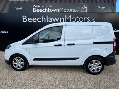 2023 Ford Transit Courier