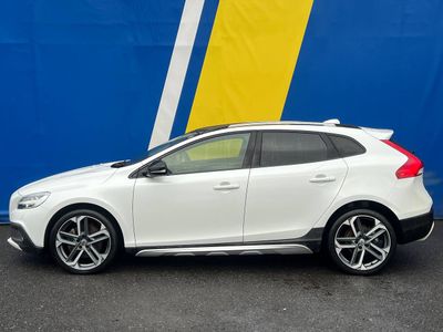 2018 Volvo V40