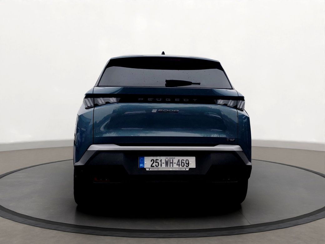 2025 Peugeot 5008