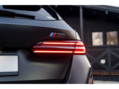 2025 BMW M5
