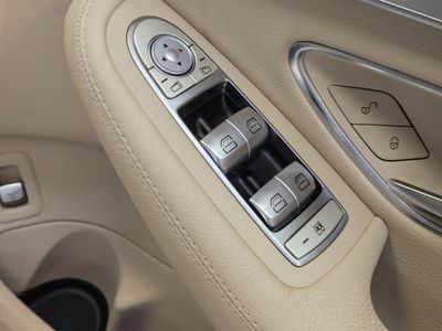 2017 Mercedes-Benz C Class