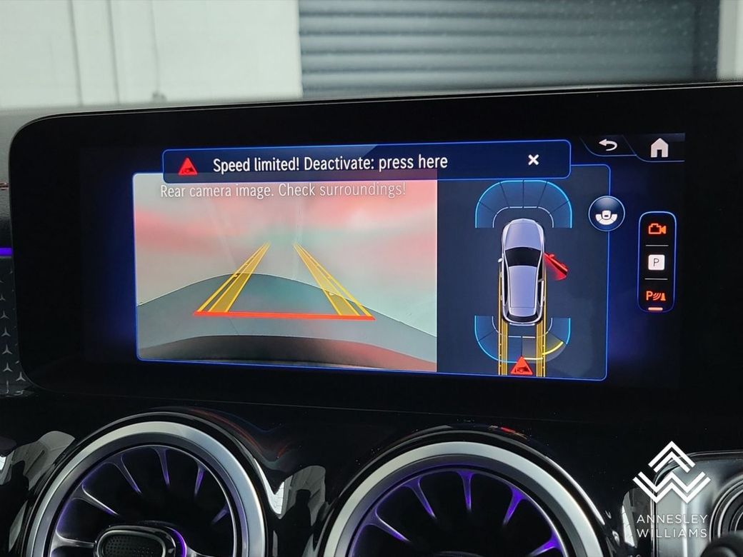 2025 Mercedes-Benz EQB