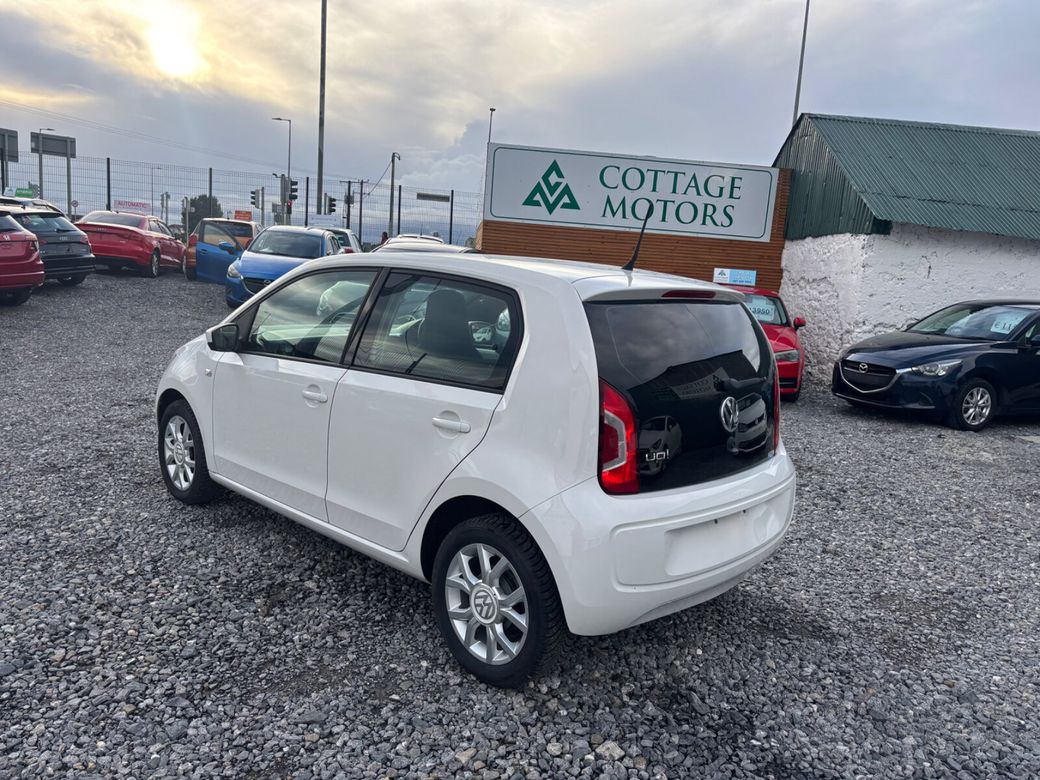 2015 Volkswagen up!