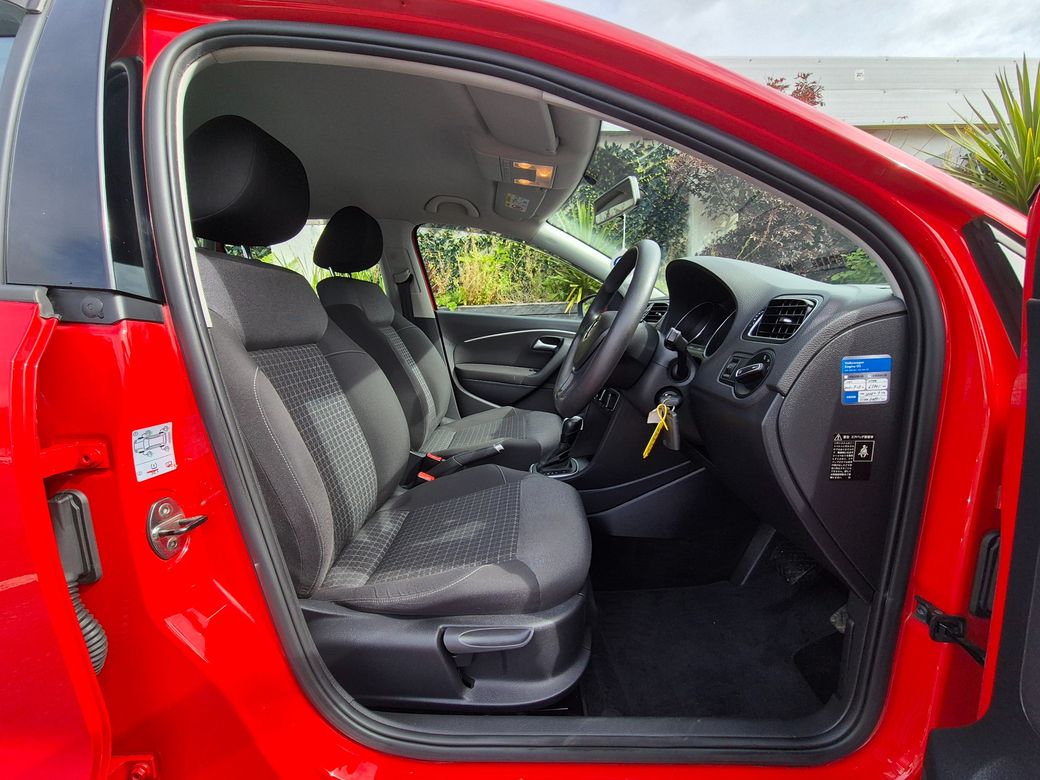2016 Volkswagen Polo