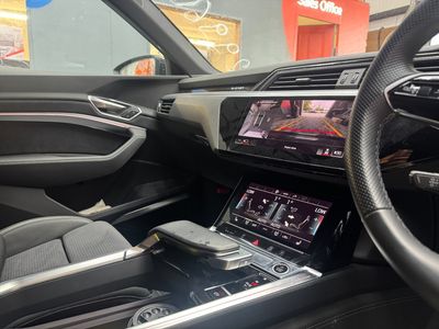 2023 Audi e-tron