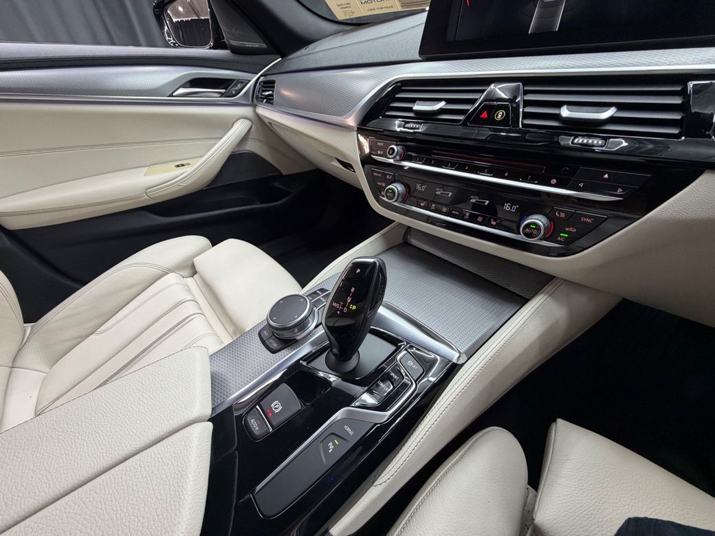 2018 BMW 5 Series