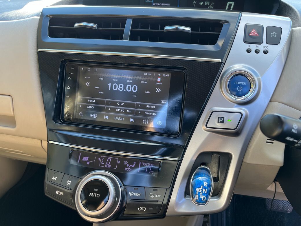 2018 Toyota Prius Alpha