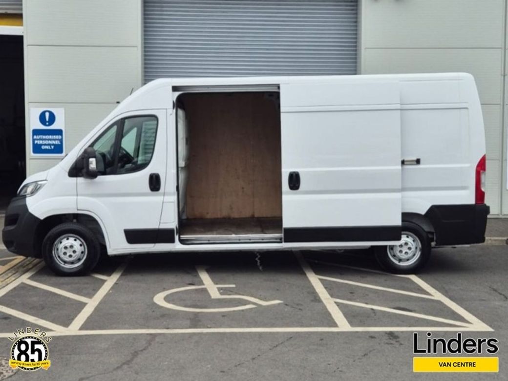 2023 Opel Movano