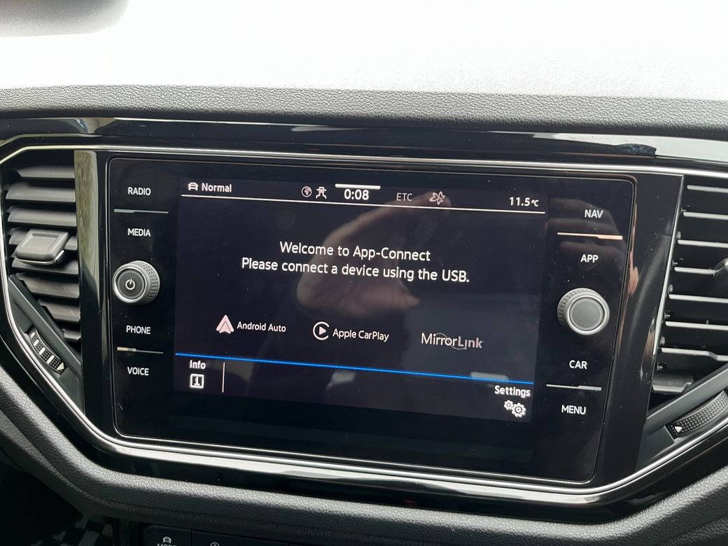 2022 Volkswagen T-Roc