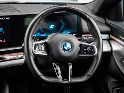 2024 BMW i5