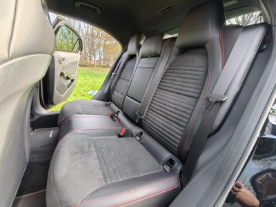 2015 Mercedes-Benz A 180