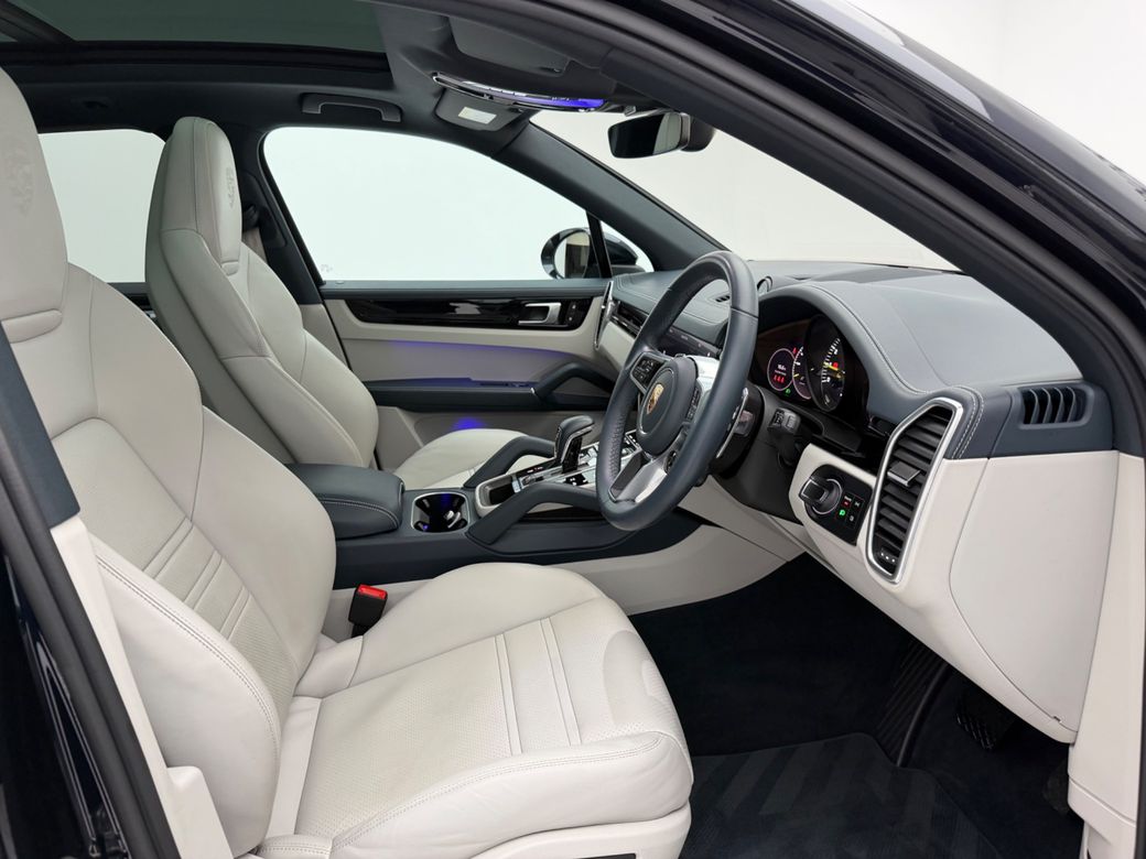2022 Porsche Cayenne
