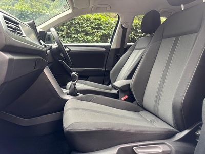2025 Volkswagen T-Roc