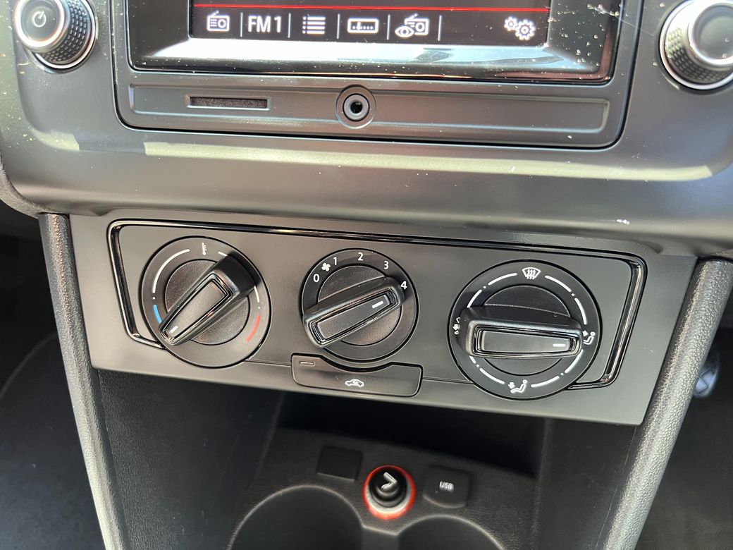 2016 Volkswagen Polo