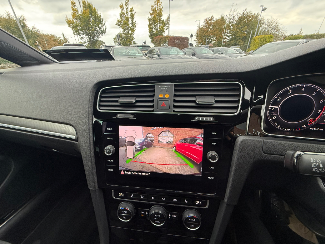 2019 Volkswagen Golf