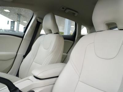 2016 Volvo V40 Cross Country