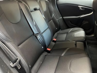2017 Volvo V40