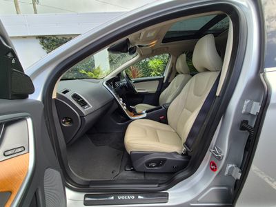 2017 Volvo XC60