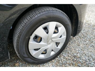 2016 Toyota Vitz