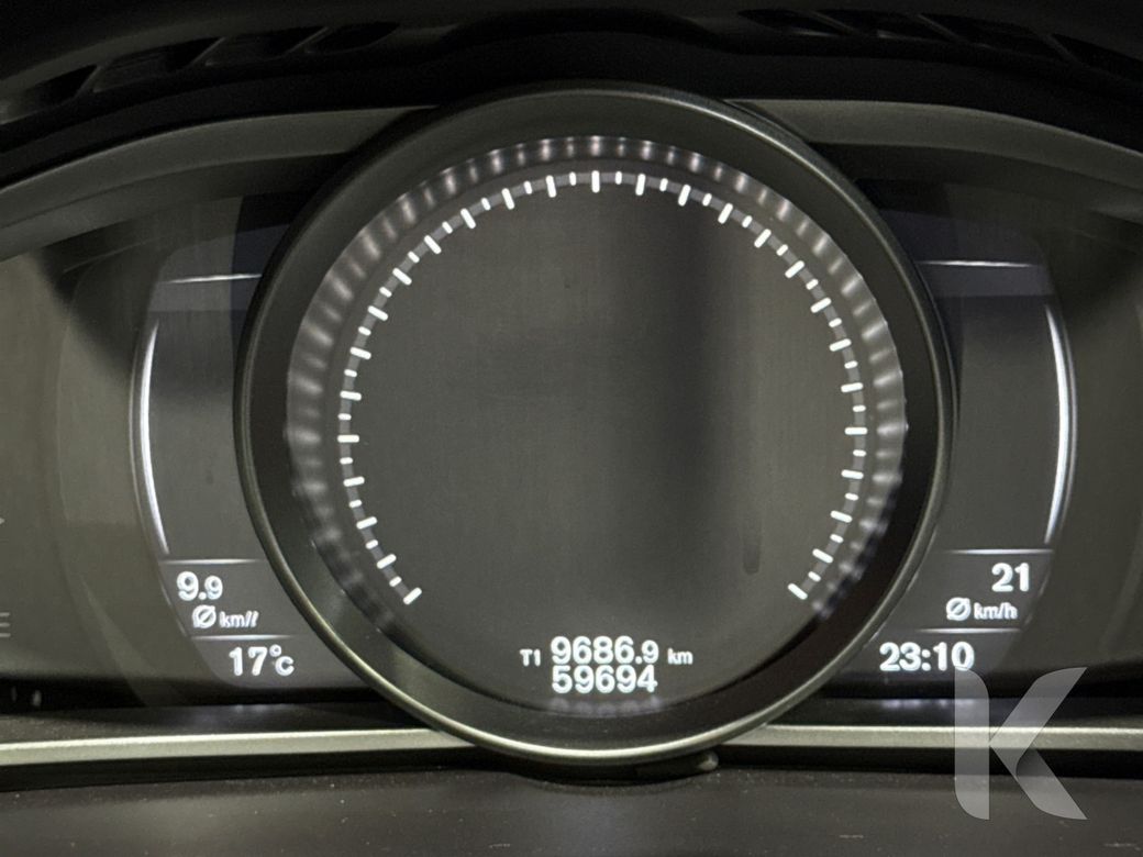 2018 Volvo V40