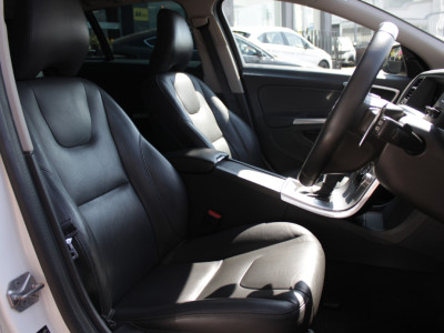 2018 Volvo V60
