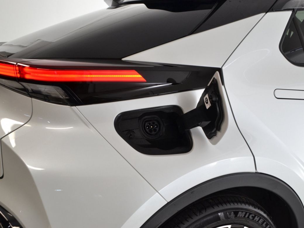 2025 Toyota C-HR
