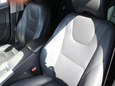 2018 Volvo V60