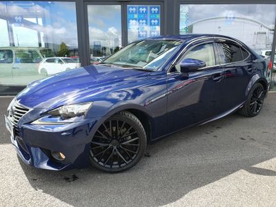 2014 Lexus IS 300h